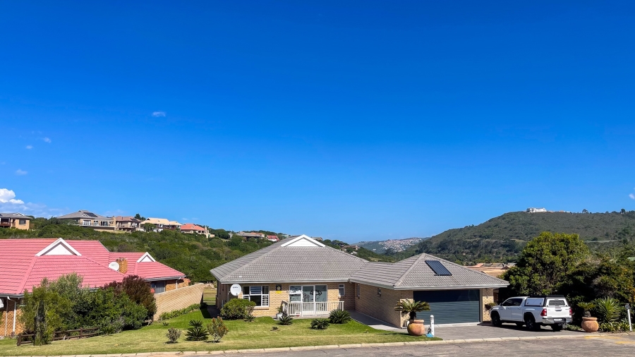 4 Bedroom Property for Sale in Dolphin Creek Golf Estate Western Cape